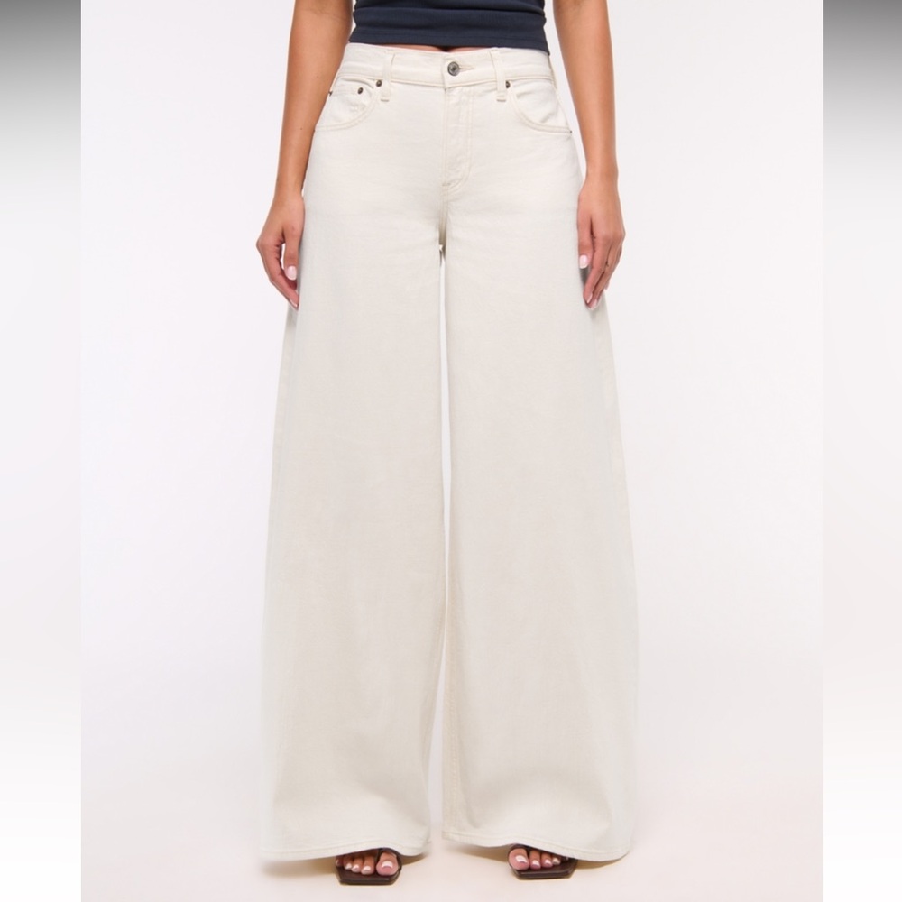 Abercrombie and Fitch Ultra Wide Leg Linen Blend Jeans in Ecru